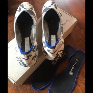Rothy’s /Size 9/ retired ash grey flats